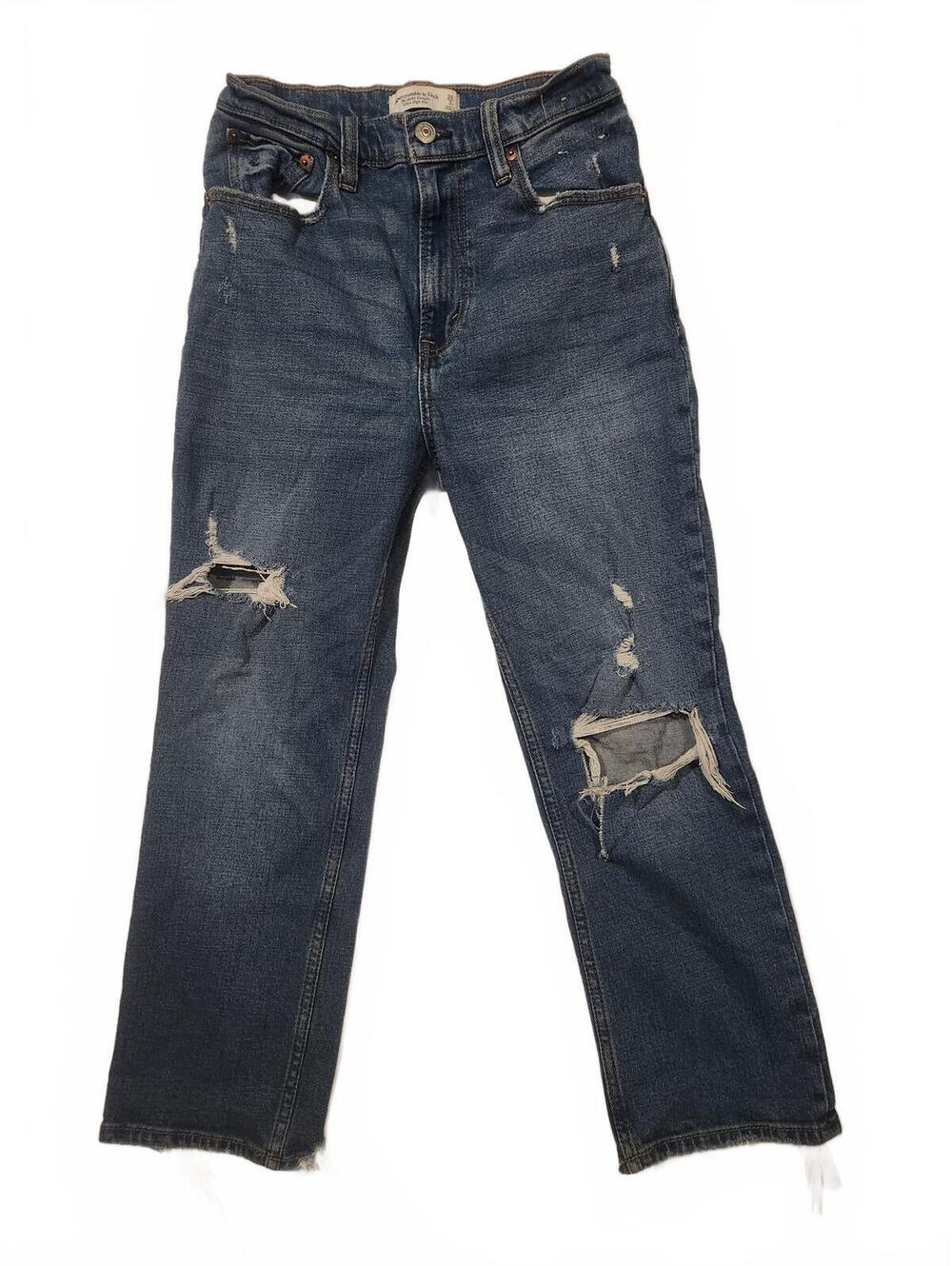 Medium Wash Distressed Abercrombie Curve Love Jeans. Womens Size 25. Short